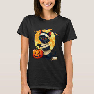 Black Cat in Mummy Costume & Pumpkins Halloween Co T-Shirt