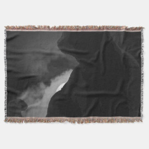Black Cat Moonlight Silhouette Throw Blanket