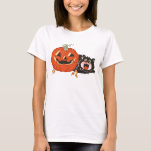 Black Cat Scared by Carved Pumpkin's Evil Smile T-Shirt