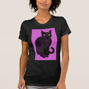 Black cat with fuchsia background T-Shirt