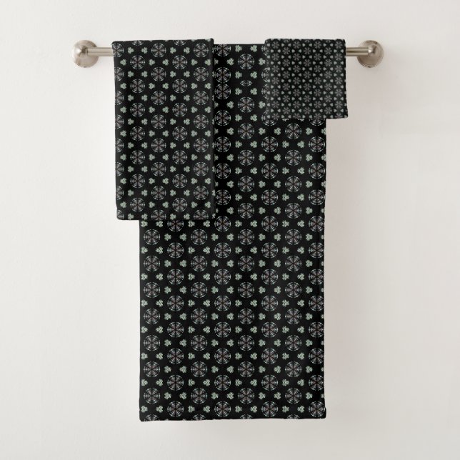 Black Circular Delight Bathroom Towel Set (Insitu)
