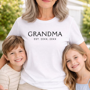 Black Classic Typography Established Grandma T-Shirt