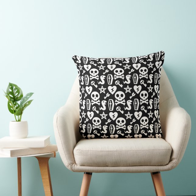 Black Cute Skull And Crossbones Halloween Cushion (Chair)