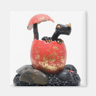 Black dragon hatching magnet