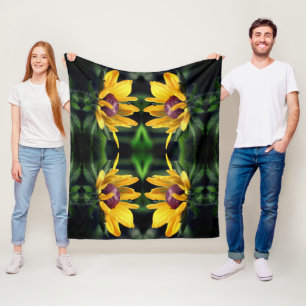 Black Eyed Susan Flower Unfolding Pattern  Fleece Blanket