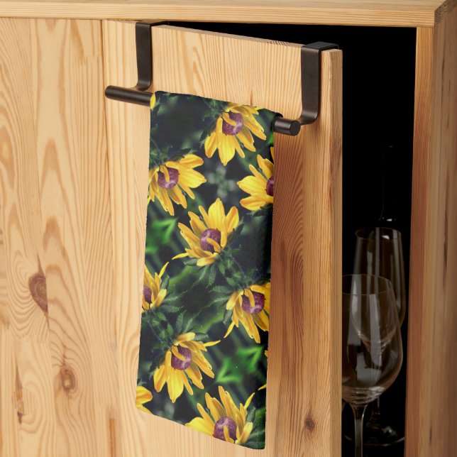 Black Eyed Susan Flower Unfolding Pattern      Tea Towel (Thirds Fold)