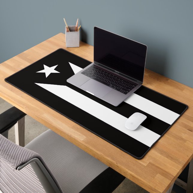 Black flag of Puerto Rico Desk Mat (Office 2)