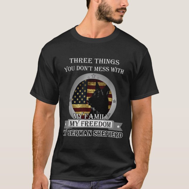 Black German Shepherd American Flag Three Things Y T-Shirt (Front)