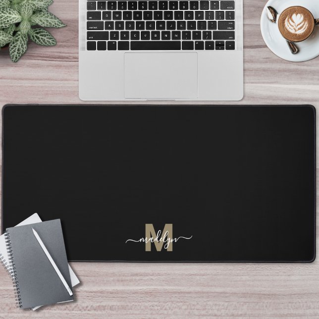 Black Gold Modern Minimalist Name Monogram Desk Mat (Black Gold Modern Minimalist Name Monogram Desk Mat)