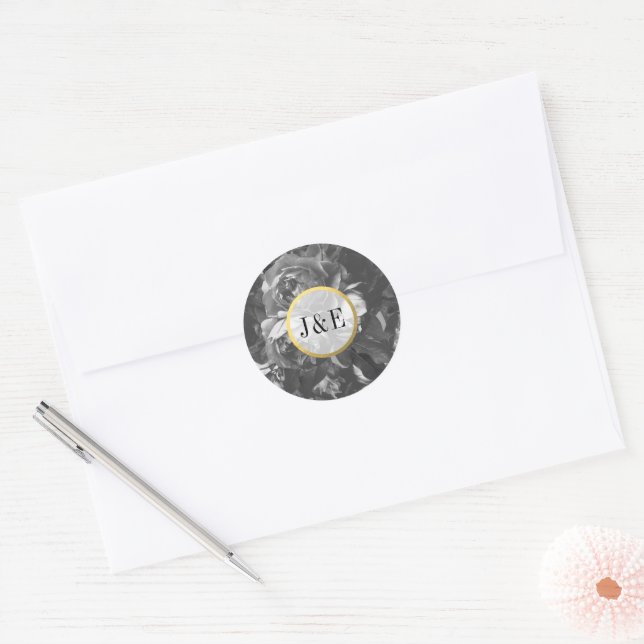 Black Gold Rose Bouquet Antique Wedding Classic Round Sticker (Envelope)