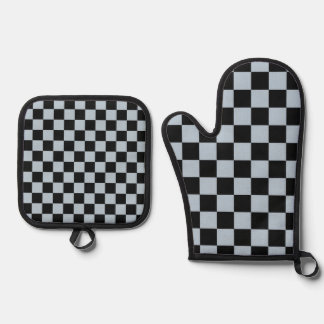 Black ice chequered pattern oven mitt & pot holder set