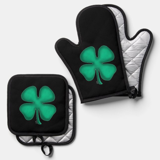 Black Irish silver quilt oven mitts pot holders Oven Mitt & Pot Holder Set (Front/Back)