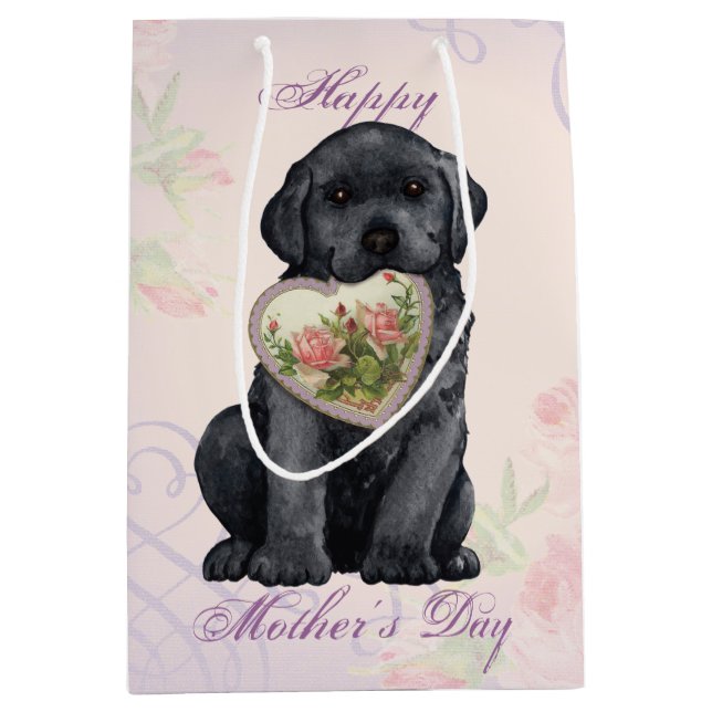 Black Lab Heart Mum Medium Gift Bag (Front)
