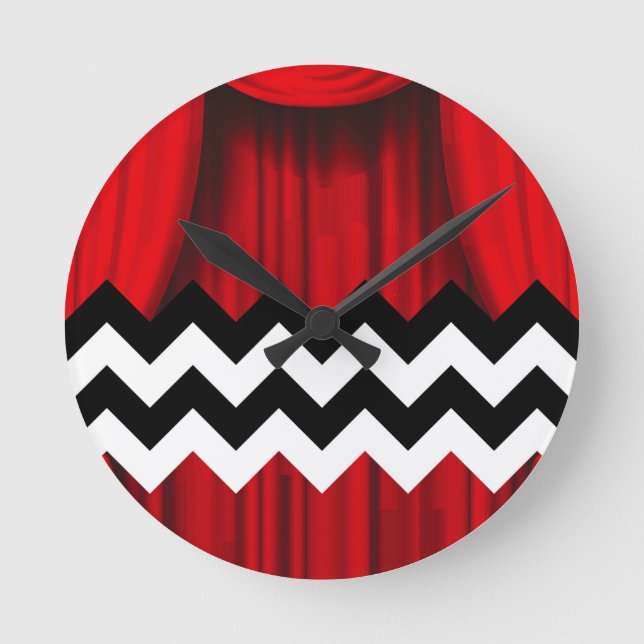 black lodge chevron round clock (Front)