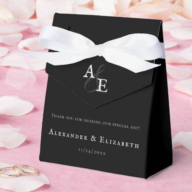 Black Minimalist Monogram Wedding Favour Box (Wedding)