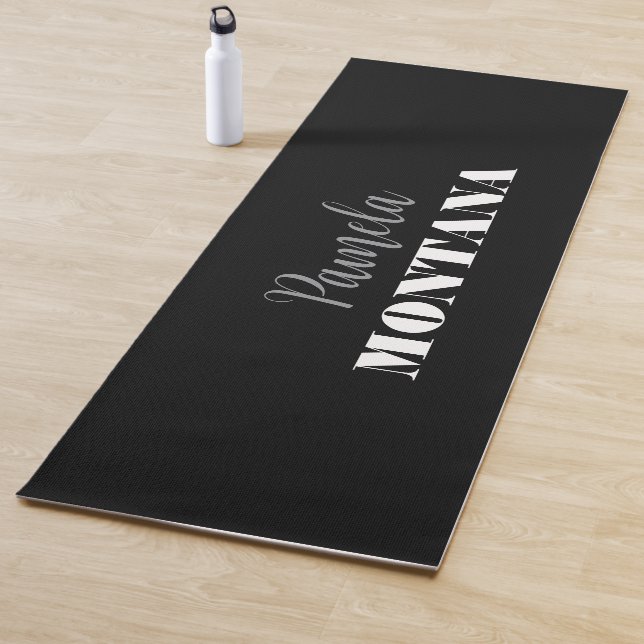 Black Minimalist Personal Modern Yoga Mat (In Situ)