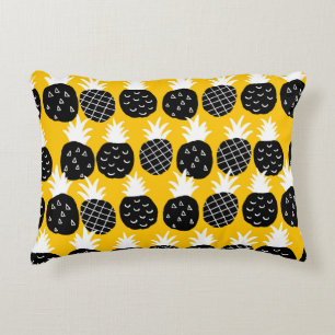 Black pineapples decorative cushion