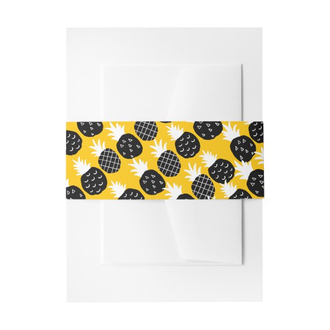 Black pineapples invitation belly band (Front Example)