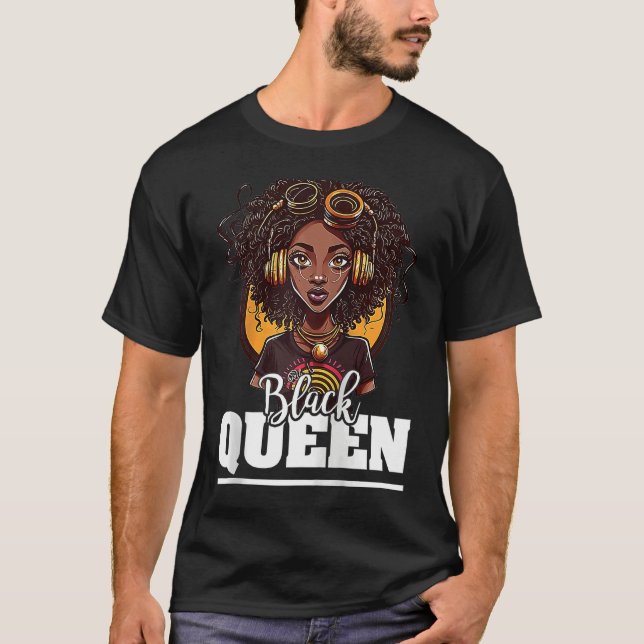 Black Queen For Proud African American Black Histo T-Shirt (Front)