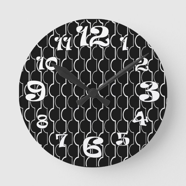 Black Scallops Round Clock (Front)