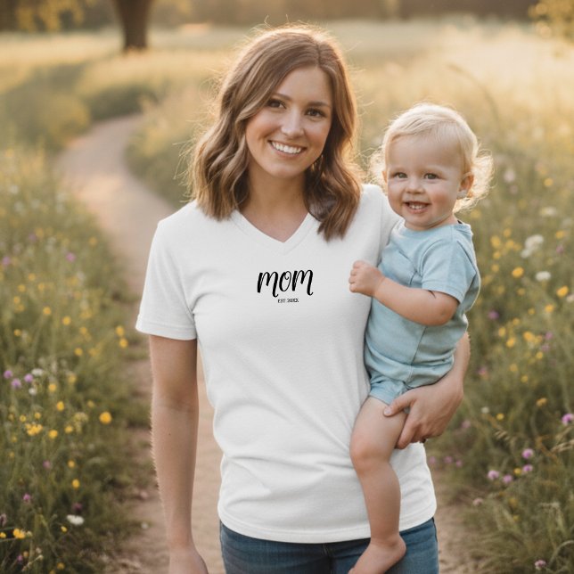 Black Script Established Mum T-Shirt (Creator Uploaded)