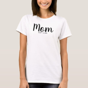 Black Script Mum Established Date Design T-Shirt