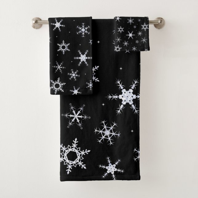 Black Snowflakes Bath Towel Set (Insitu)