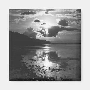 Black Sunset - Study in Monochrome Magnet