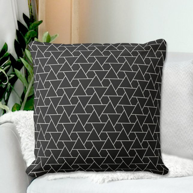  Black Triangles Pattern Throw Pillow (Creator Uploaded)