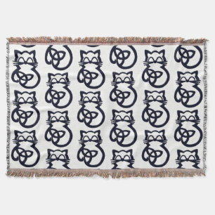 Black Trinity Knot Celtic Cat Throw Blanket