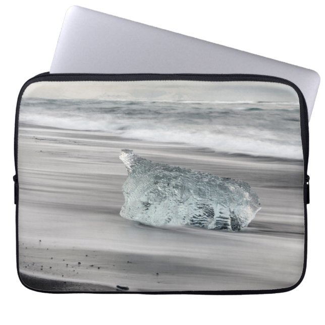 Black Volcanic Beach | Vatnajokull National Park Laptop Sleeve (Front)
