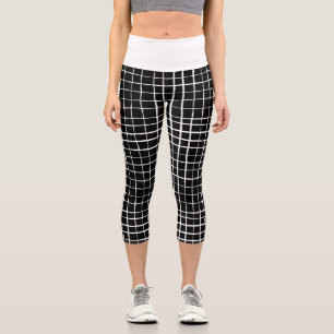 Black & White Abstract Pattern Capri Leggings