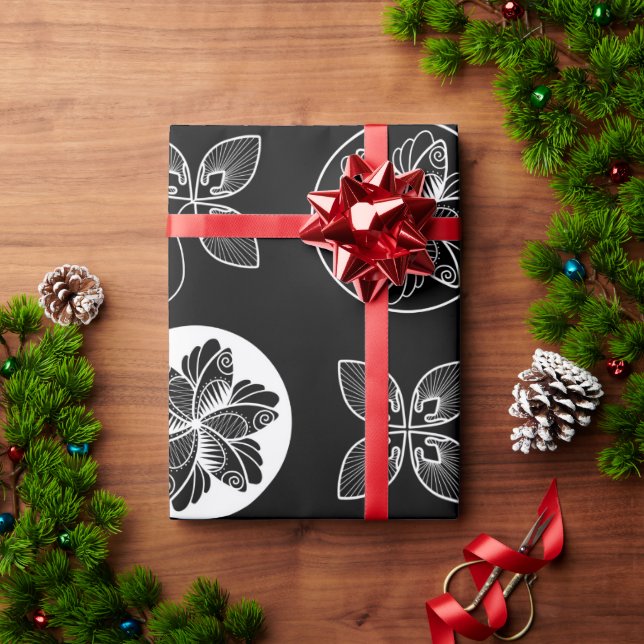 Black White Chic Pattern Wrapping Paper (Holiday Gift)