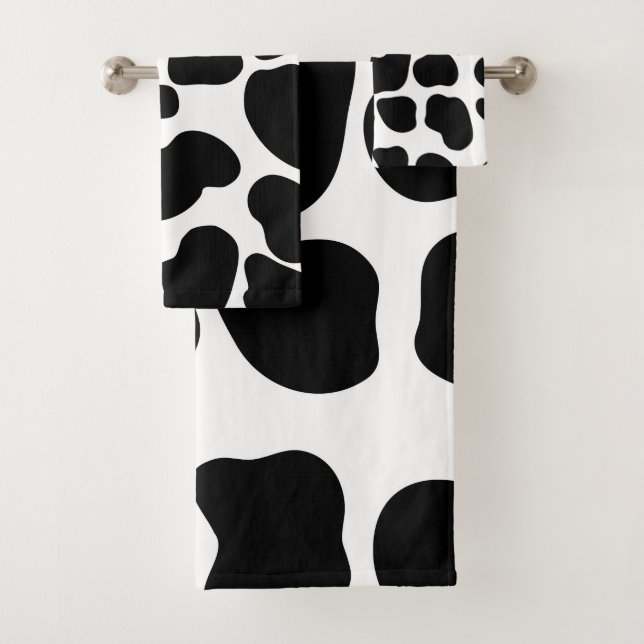 Black & White Cow Print Rustic Farm Bath Towel Set (Insitu)