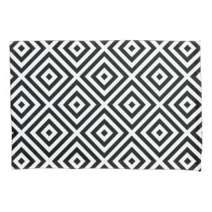 Black White Diamond Pattern Pillowcase