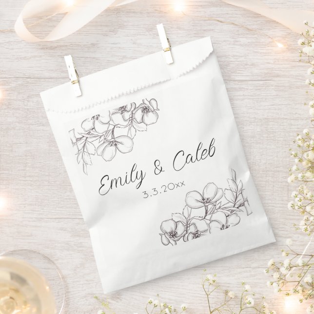 Black & White Floral Line Art Wedding Favour Bag (Clipped)