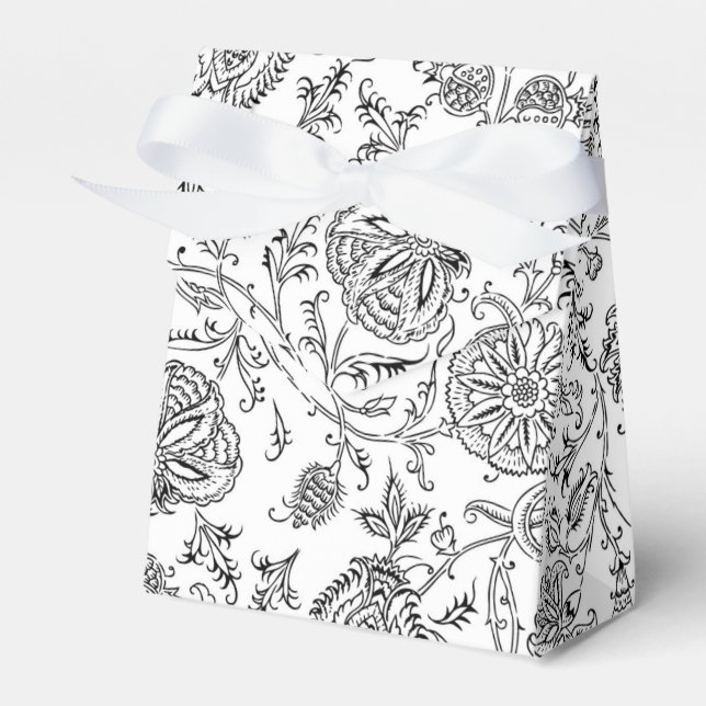 Black & White Floral Pattern Favour Box (Front Side)