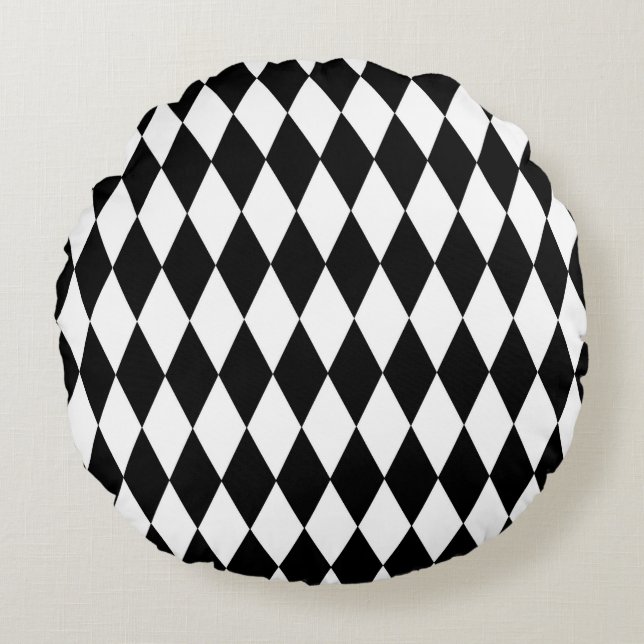 Black White Harlequin Diamonds Pattern Design  Round Cushion (Front)