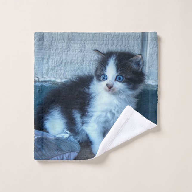 Black + White Kitten Bath Towel Set (Wash Cloth)