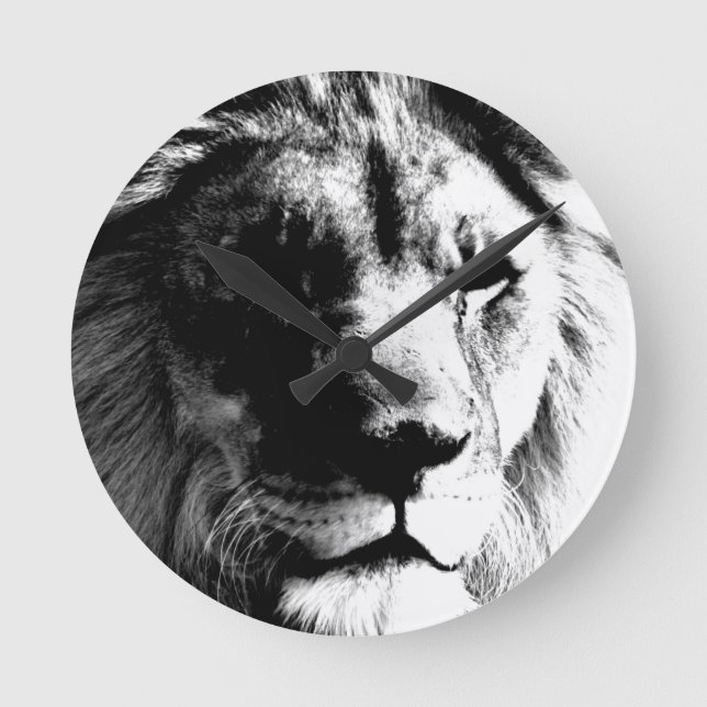 Black & White Lion Round Clock (Front)
