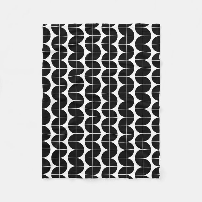 Black & White Mid Century Modern Abstract Pattern Fleece Blanket (Front)