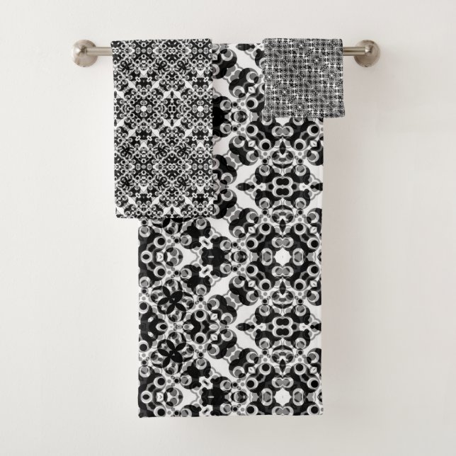 Black White Modern Damask Pattern Bath Towel Set (Insitu)
