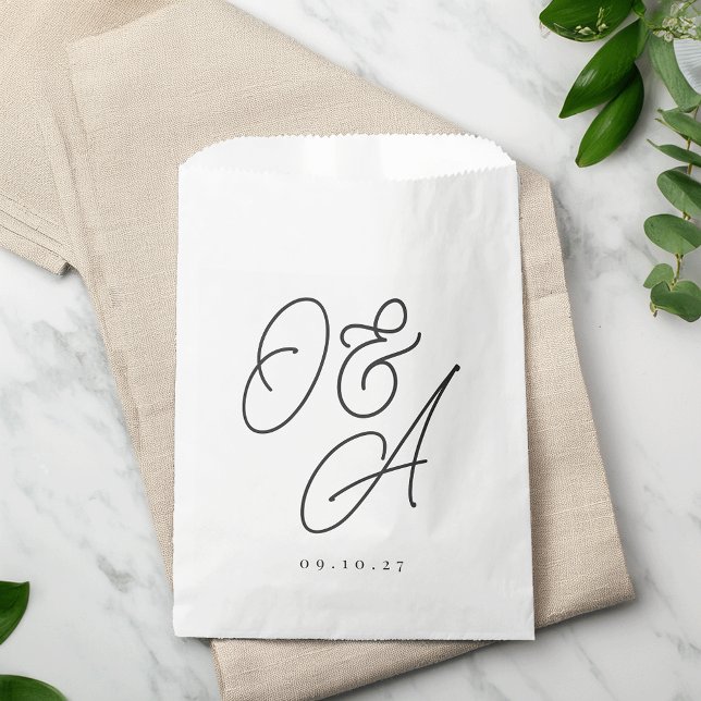 Black & White Oversized Script Monogram Wedding Favour Bag (Creator Uploaded)