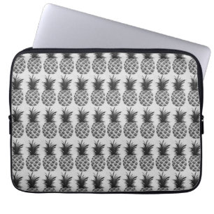 Black&white pineapple laptop sleeve