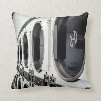 Black & White Reto Laundry Mat I Pillow