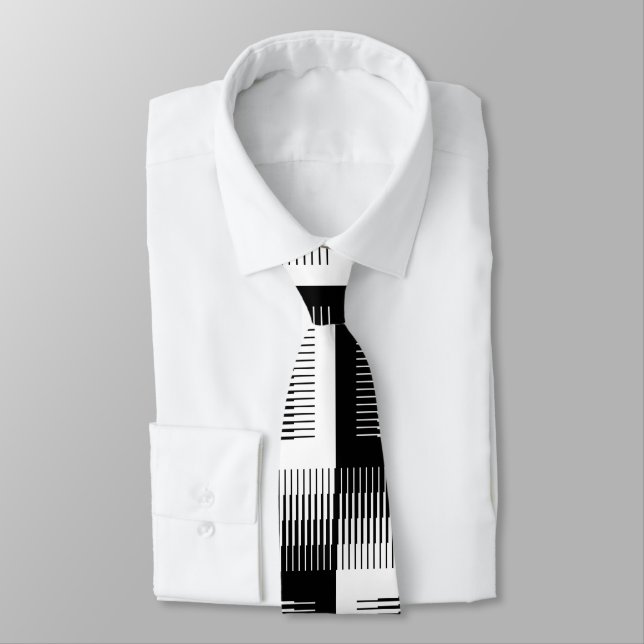 Black & White Sawtooth Gradient Pattern Tie (Tied)