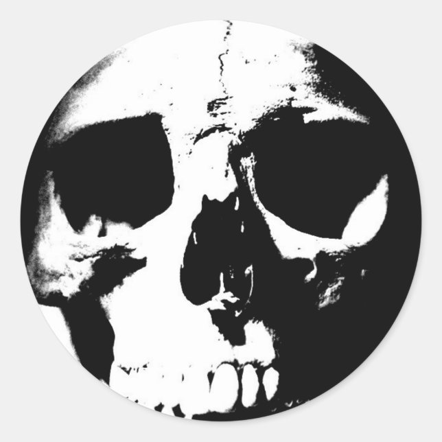 Black & White Skull Classic Round Sticker (Front)