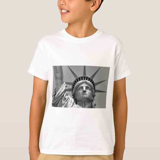 Black & White Statue of Liberty New York T-Shirt (Front)