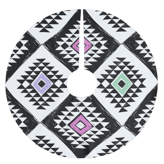 Black White Tribal Navajo Pattern Brushed Polyester Tree Skirt (Front)