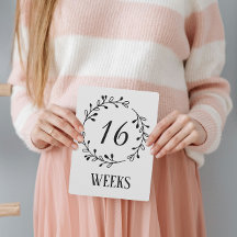 Black & White Wreath Pregnancy Week Photo Signs